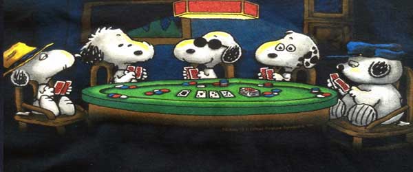 Snoppy Playing Poker