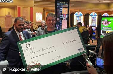 Thomas Evans Zanot winning Pai-Gow Jackpot at Flamingo Las Vegas
