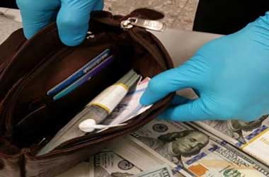 US Customs confiscating money