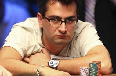 Antonio Esfandiari